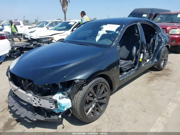 JTHBA1D27S5133320 2025 LEXUS IS - Image 2