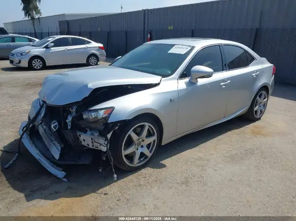 JTHBA1D28G5004980 2016 LEXUS IS - Image 2
