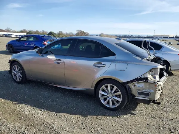 JTHBA1D28G5010004 2016 LEXUS IS - Image 2