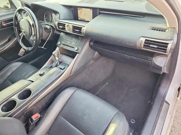 JTHBA1D28G5016756 2016 LEXUS IS - Image 8