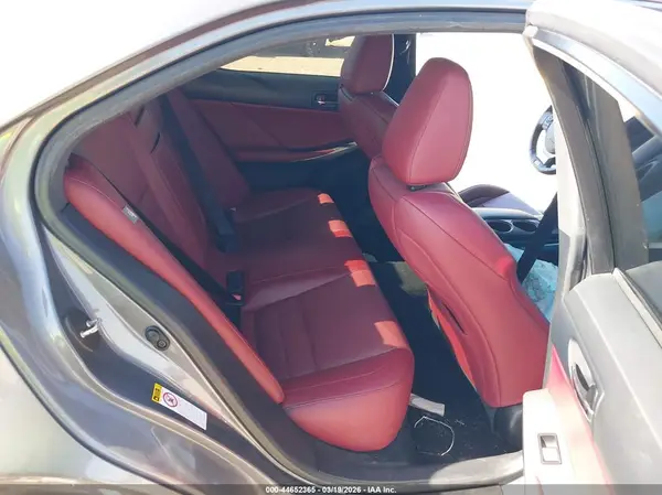 JTHBA1D28G5018913 2016 LEXUS IS - Image 8