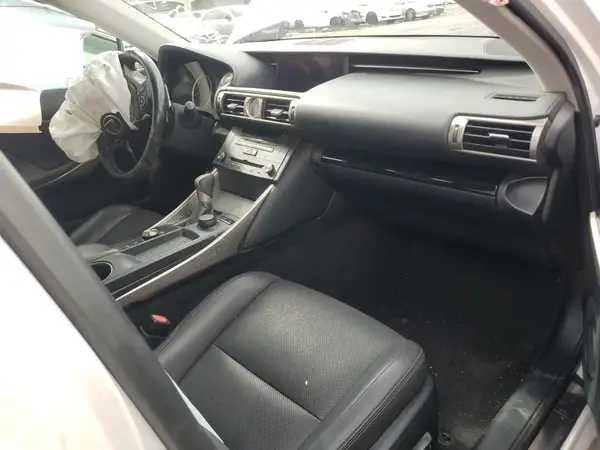 JTHBA1D28G5019320 2016 LEXUS IS - Image 8