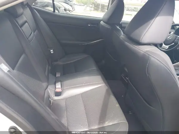 JTHBA1D28G5020368 2016 LEXUS IS - Image 8