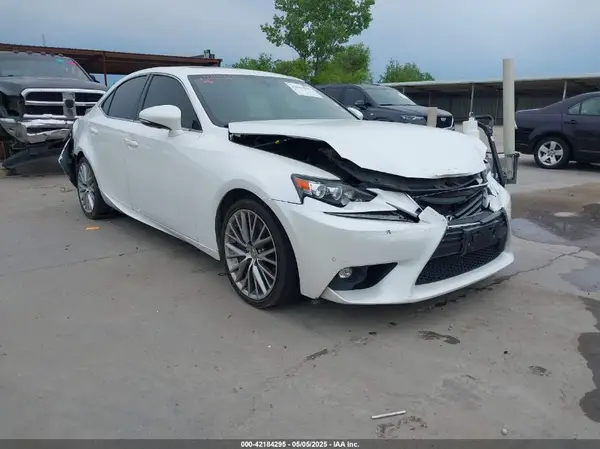 JTHBA1D28G5030804 2016 LEXUS IS - Image 1