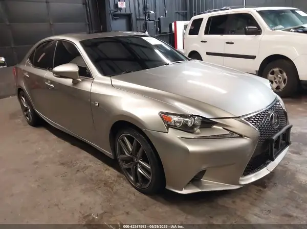 JTHBA1D28G5032049 2016 LEXUS IS - Image 1