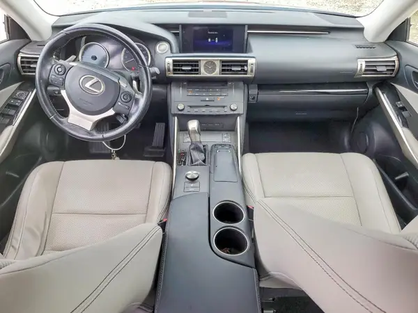 JTHBA1D28G5035534 2016 LEXUS IS - Image 8