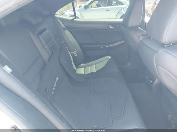 JTHBA1D28G5037445 2016 LEXUS IS - Image 8