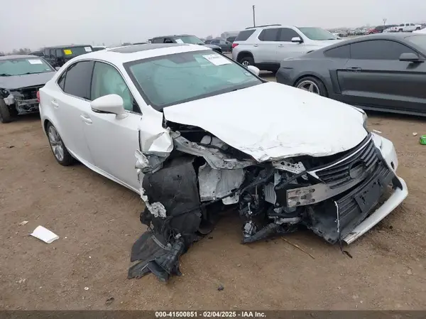 JTHBA1D28G5038224 2016 LEXUS IS - Image 1