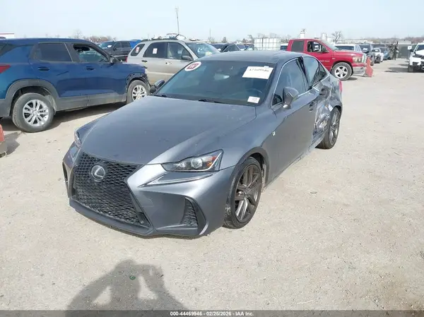 JTHBA1D28H5040833 2017 LEXUS IS - Image 2