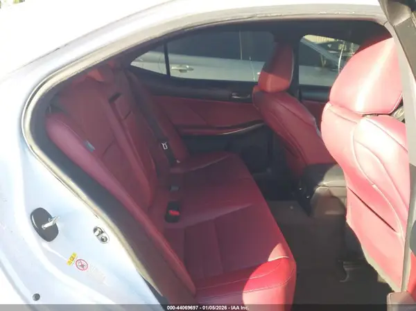 JTHBA1D28H5042680 2017 LEXUS IS - Image 8