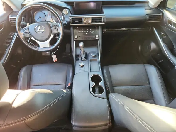 JTHBA1D28H5047930 2017 LEXUS IS - Image 8