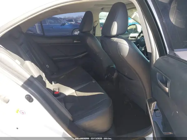 JTHBA1D28H5053565 2017 LEXUS IS - Image 8