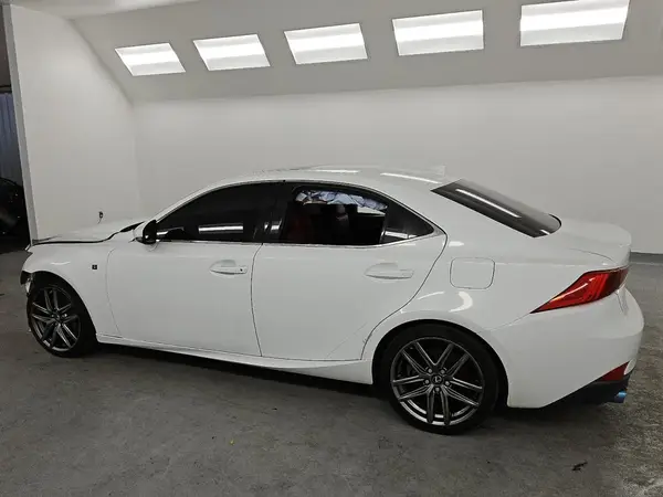 JTHBA1D28H5053663 2017 LEXUS IS - Image 2