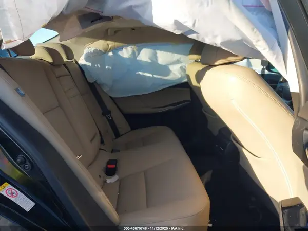 JTHBA1D28H5054599 2017 LEXUS IS - Image 8