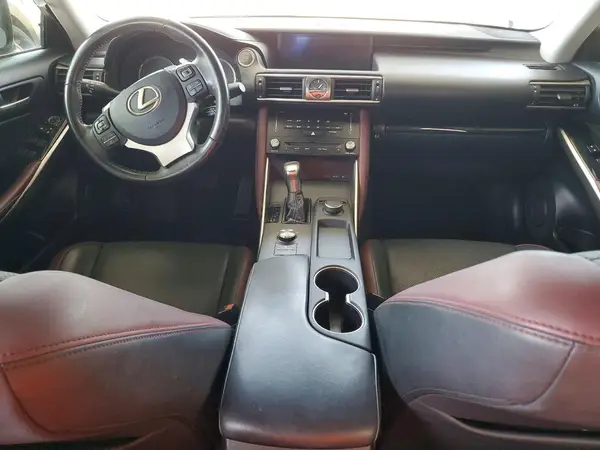 JTHBA1D28H5060242 2017 LEXUS IS - Image 8