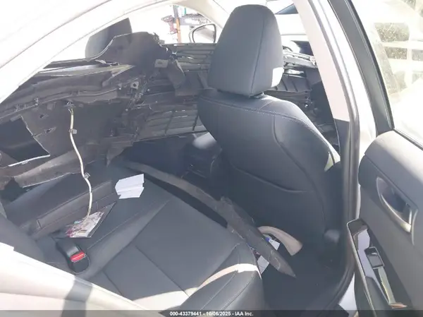 JTHBA1D28H5060533 2017 LEXUS IS - Image 8
