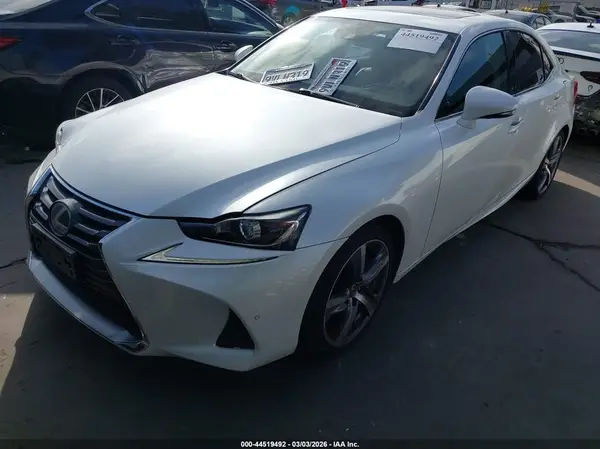 JTHBA1D28H5061200 2017 LEXUS IS - Image 2