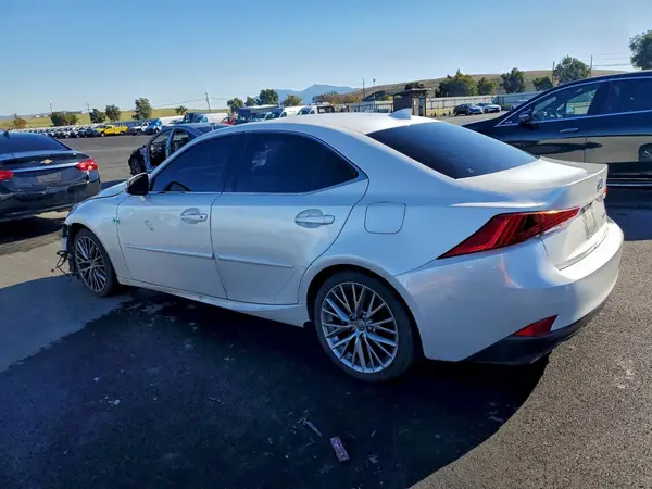 JTHBA1D28J5067990 2018 LEXUS IS - Image 2