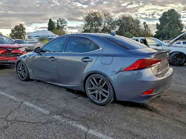 JTHBA1D28J5068038 2018 LEXUS IS - Image 2