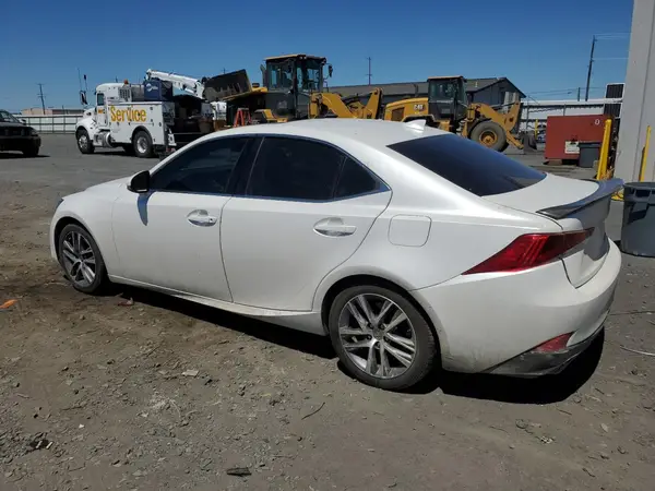 JTHBA1D28J5073711 2018 LEXUS IS - Image 2
