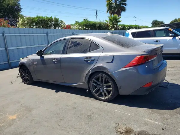 JTHBA1D28J5074017 2018 LEXUS IS - Image 2