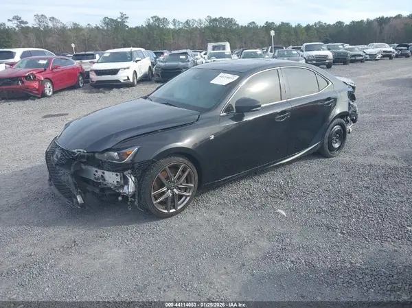JTHBA1D28J5084014 2018 LEXUS IS - Image 2