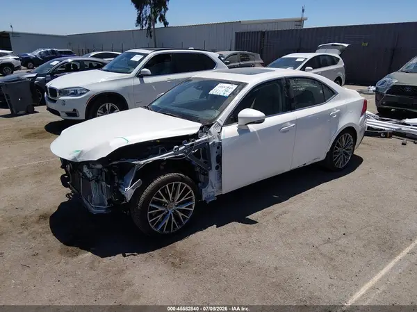 JTHBA1D28K5091093 2019 LEXUS IS - Image 2