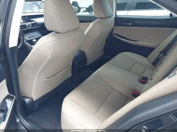 JTHBA1D28K5094060 2019 LEXUS IS - Image 8