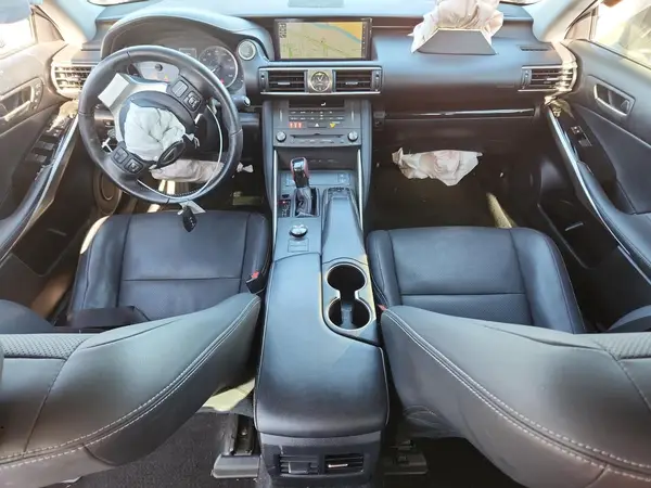 JTHBA1D28K5095001 2019 LEXUS IS - Image 8