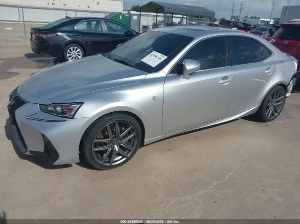 JTHBA1D28K5096603 2019 LEXUS IS - Image 2