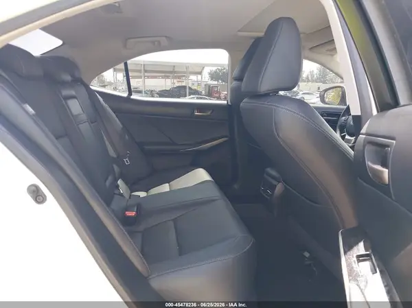 JTHBA1D28K5096701 2019 LEXUS IS - Image 8