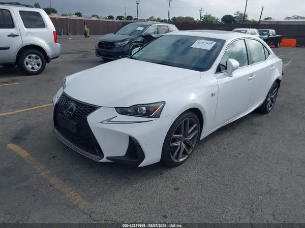 JTHBA1D28K5099436 2019 LEXUS IS - Image 2