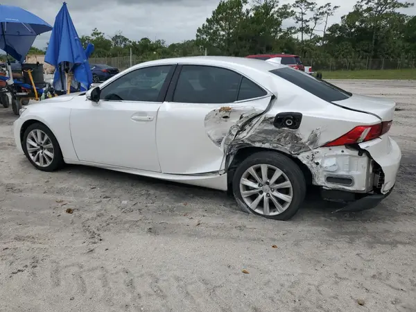 JTHBA1D29G5001151 2016 LEXUS IS - Image 2