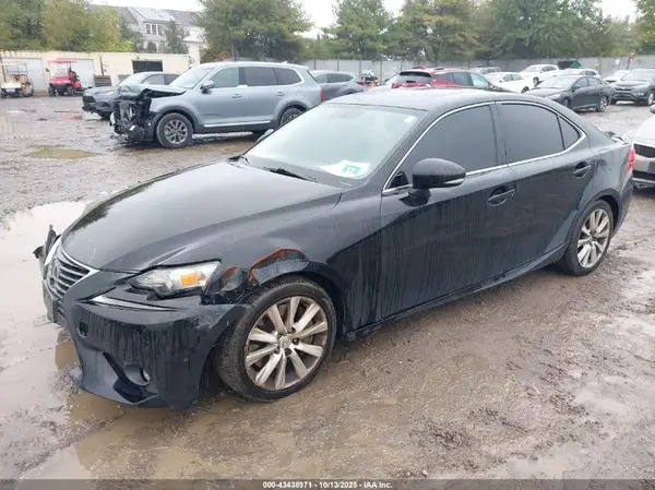 JTHBA1D29G5011369 2016 LEXUS IS - Image 2