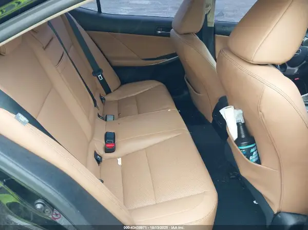 JTHBA1D29G5011369 2016 LEXUS IS - Image 8