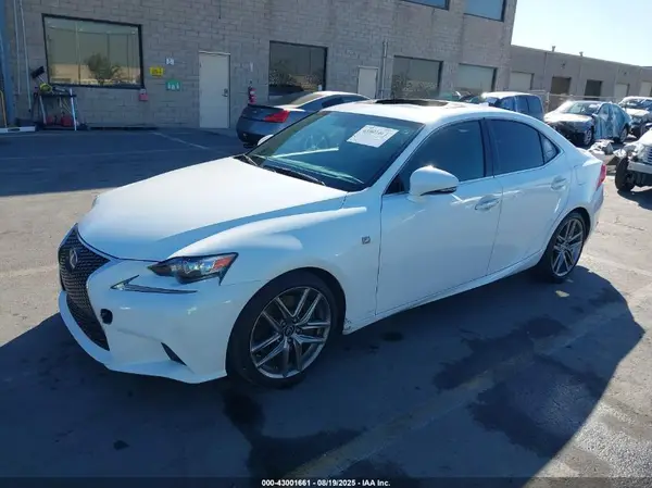 JTHBA1D29G5011923 2016 LEXUS IS - Image 2