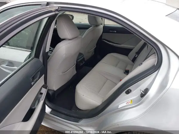 JTHBA1D29G5012487 2016 LEXUS IS - Image 8