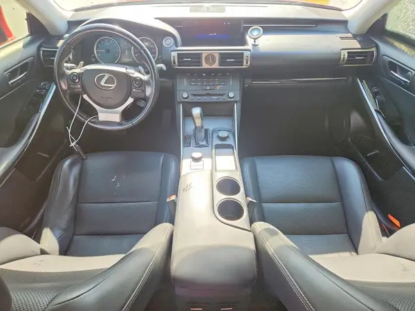 JTHBA1D29G5019469 2016 LEXUS IS - Image 8