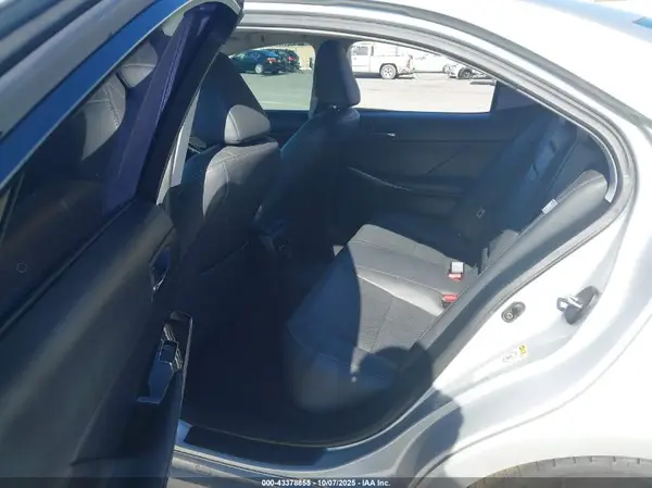 JTHBA1D29G5023604 2016 LEXUS IS - Image 8