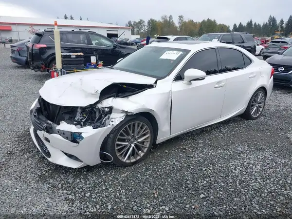 JTHBA1D29G5023974 2016 LEXUS IS - Image 2