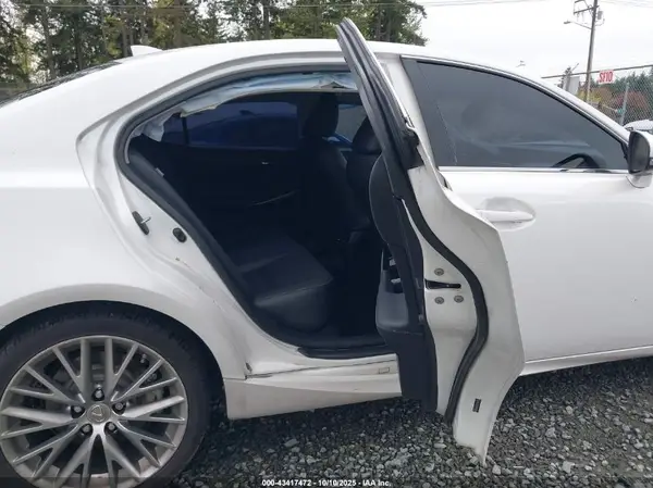 JTHBA1D29G5023974 2016 LEXUS IS - Image 8
