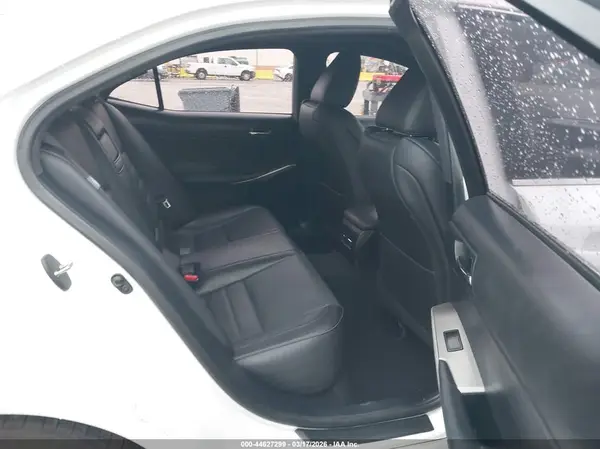 JTHBA1D29G5025580 2016 LEXUS IS - Image 8