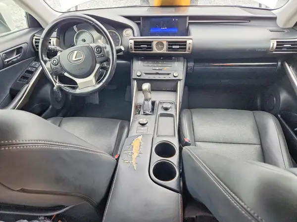 JTHBA1D29G5025935 2016 LEXUS IS - Image 8