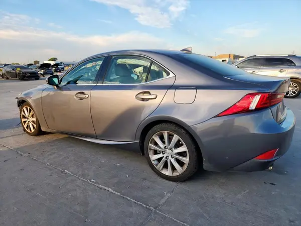 JTHBA1D29G5030004 2016 LEXUS IS - Image 2