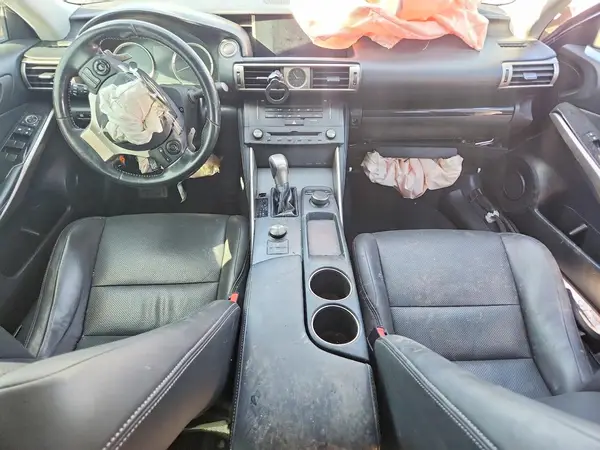 JTHBA1D29G5031363 2016 LEXUS IS - Image 8