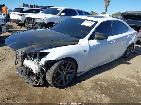 JTHBA1D29G5032559 2016 LEXUS IS - Image 2