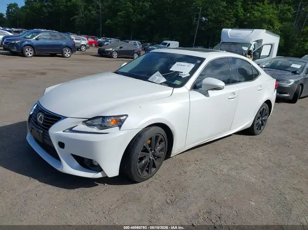 JTHBA1D29G5036532 2016 LEXUS IS - Image 2