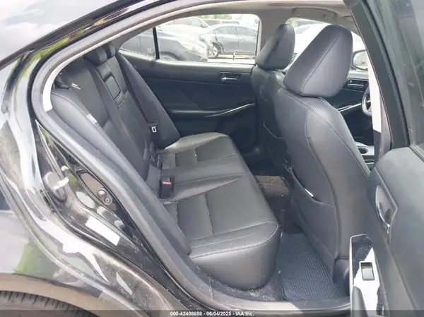 JTHBA1D29G5036689 2016 LEXUS IS - Image 8
