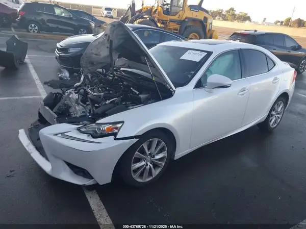 JTHBA1D29G5036756 2016 LEXUS IS - Image 2