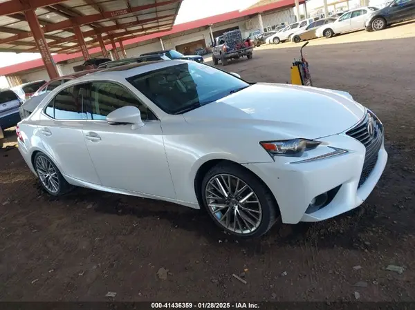 JTHBA1D29G5037731 2016 LEXUS IS - Image 1